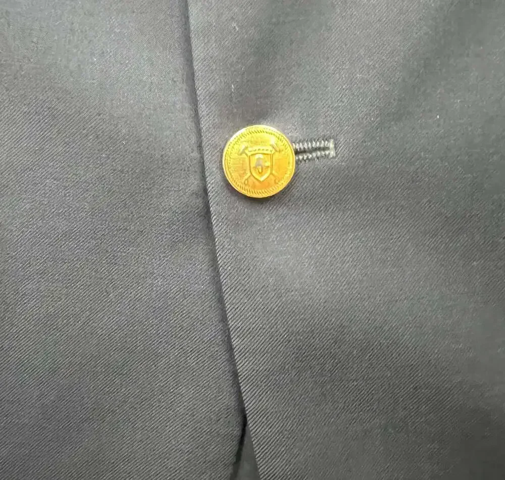 Ralph Lauren Navy Blue Wool Blazer with Gold Crest Buttons Estimated size 46L. S